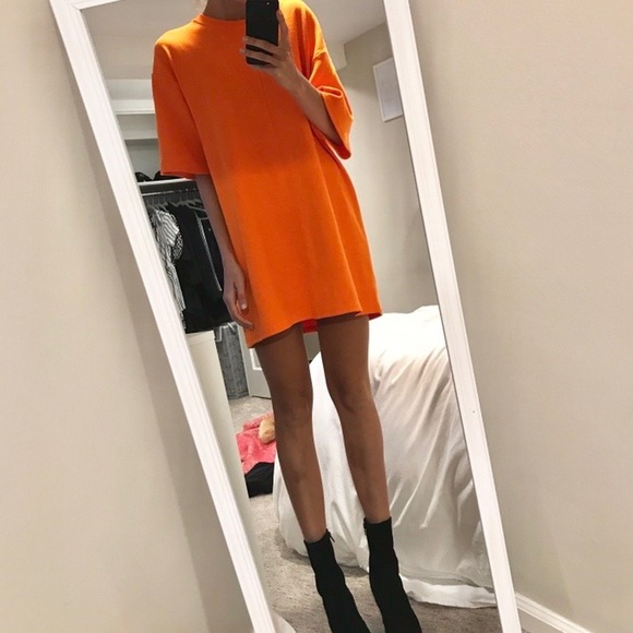 White Fox Tee Dress - Picture 4 of 6